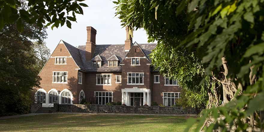 Sarah Lawrence College