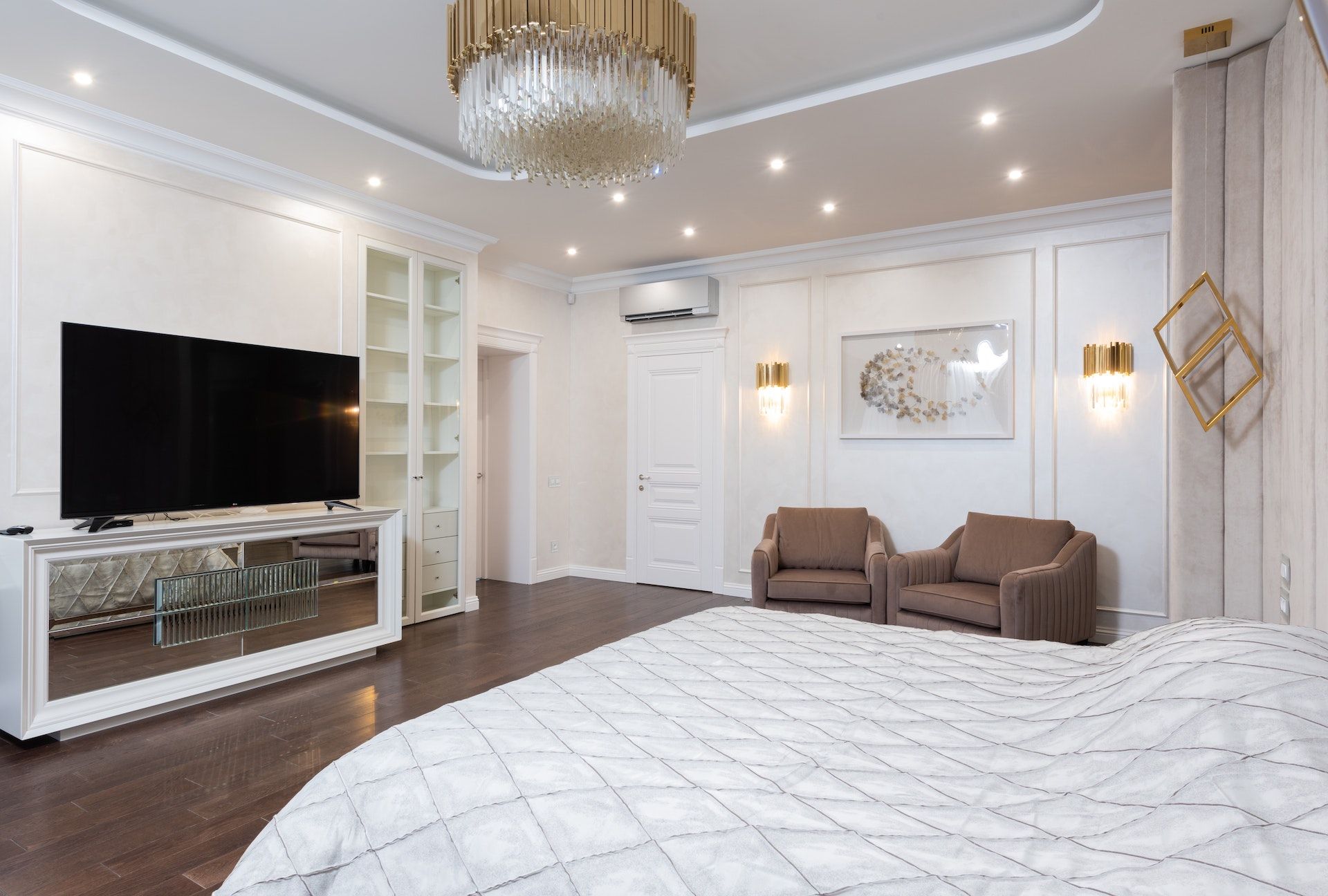 There is a large bed in the middle of the room.