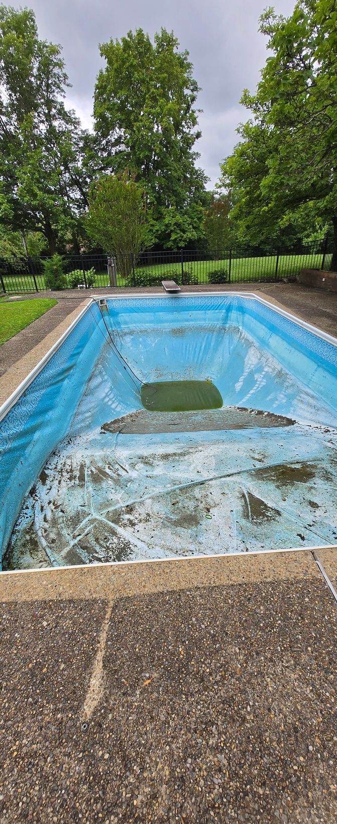 Vinyl liner replacement