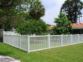 White Backyard Fence, Fence Contractors in St. Petersburg, FL