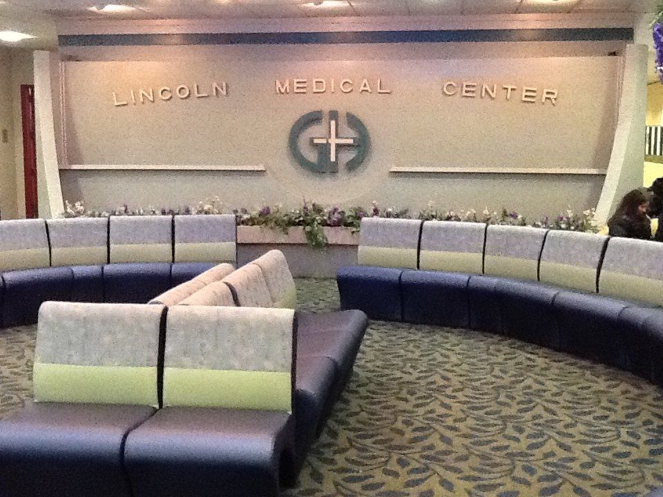 The lincoln medical center has a large waiting room