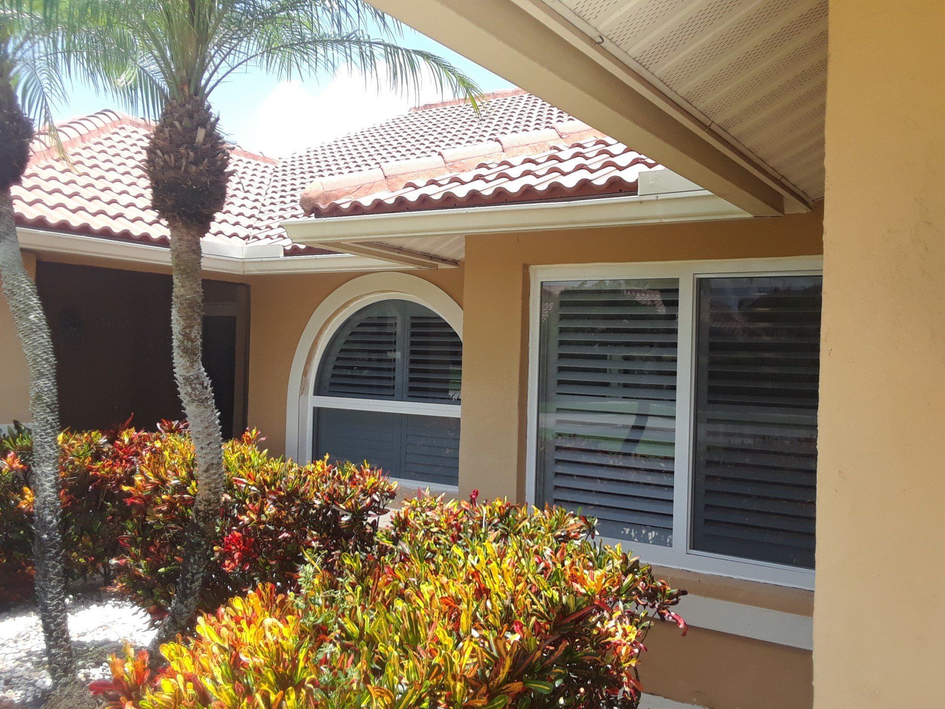 West Boca Raton FL Home Horizontal rolling window 