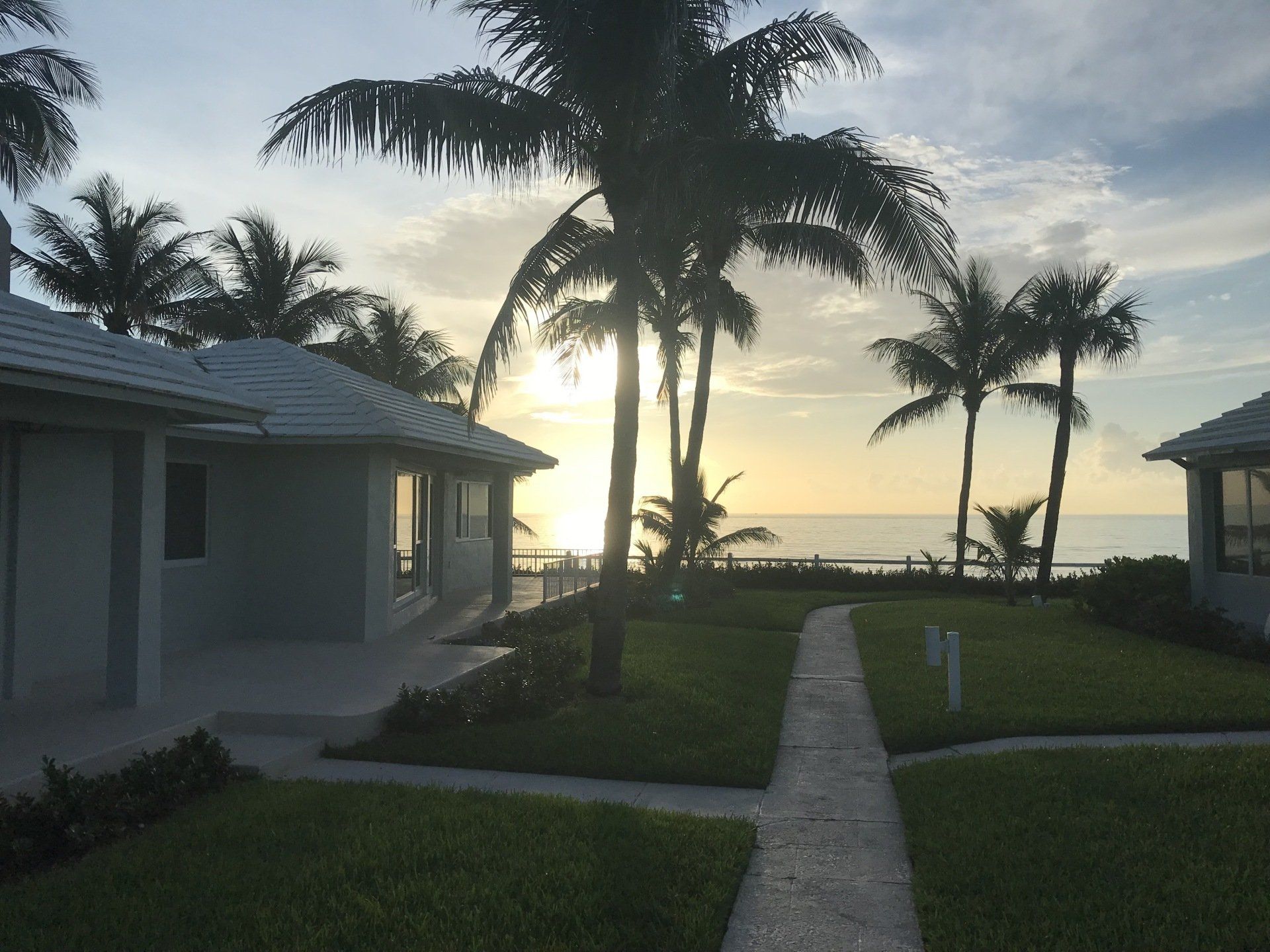 MR Glass Windows Hurricane windows by the ocean