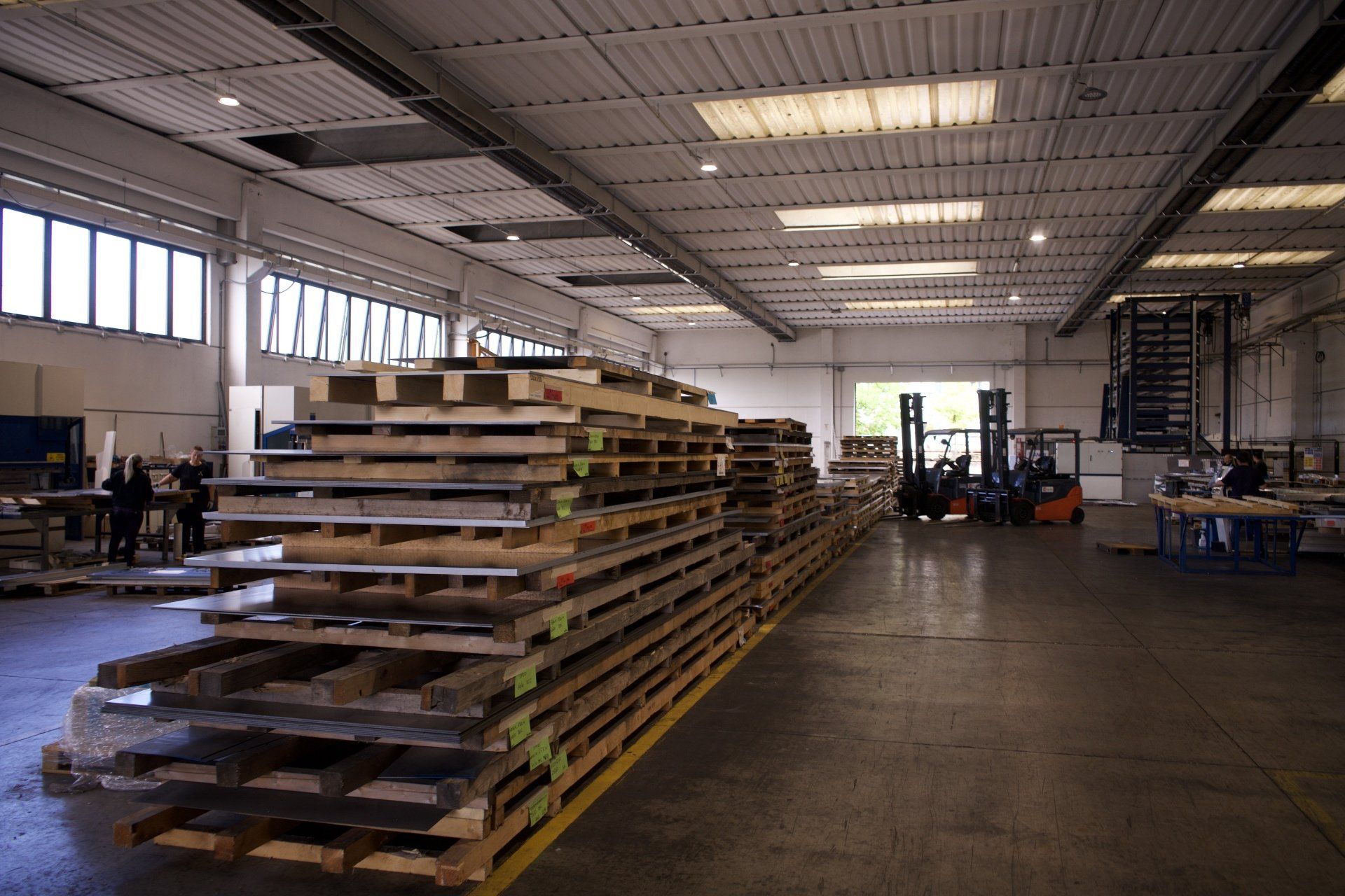 ditta di taglio lamiere a Pavia di Udine