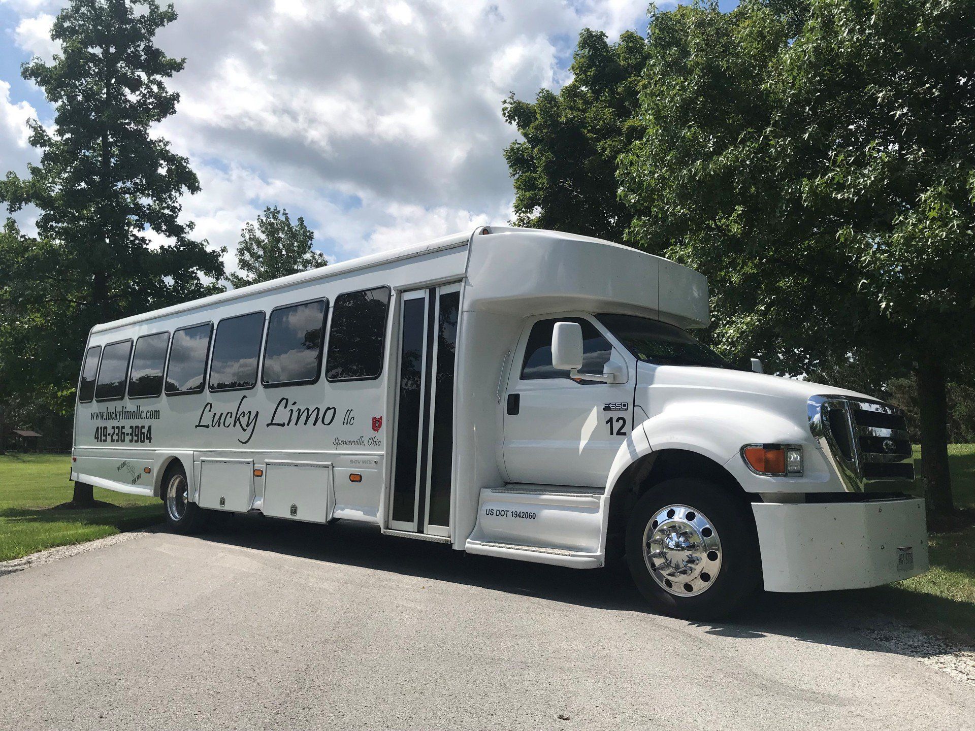 Outside of 40 Passenger Limo Bus — Spencerville, OH — Lucky Limo