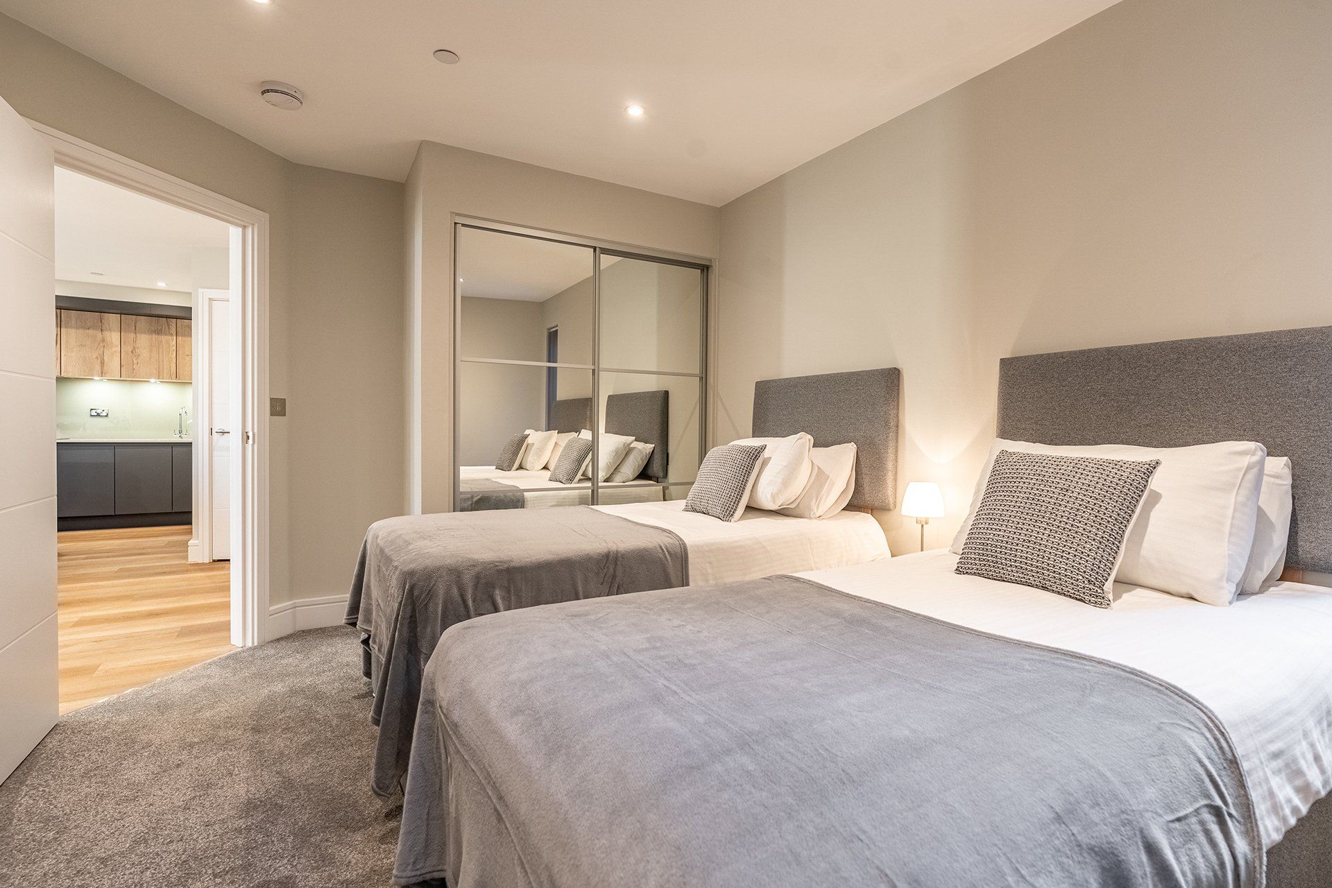 1 & 2 Bedroom Serviced Apartments Bond House Celador