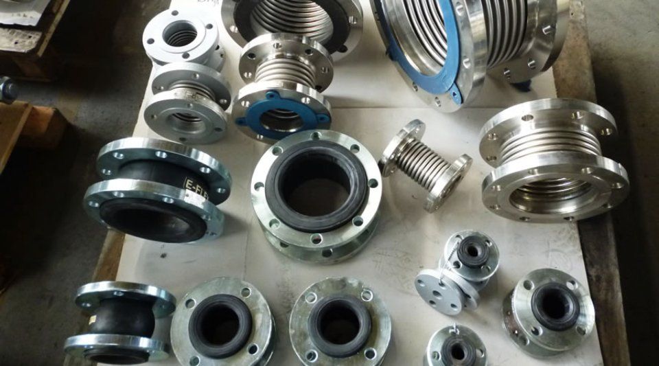 Manufacturing expansion joints