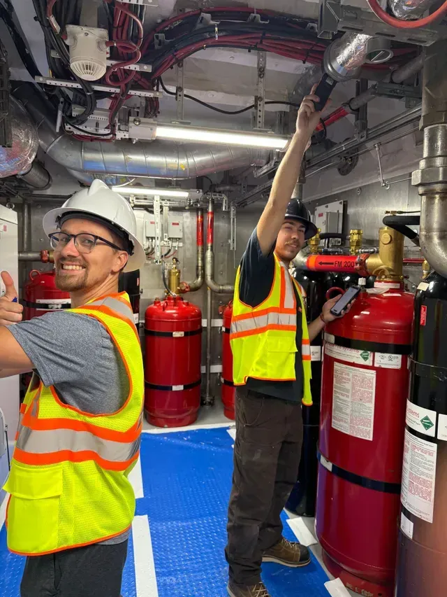 HVAC contractors working on commercial HVAC 