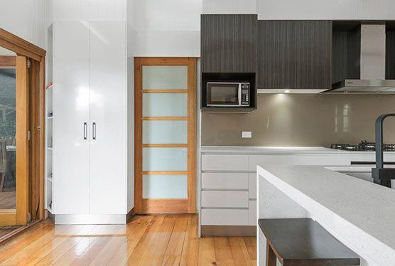 White Kitchen and Cabinets - Cabinet Makers in Torrington, QLD