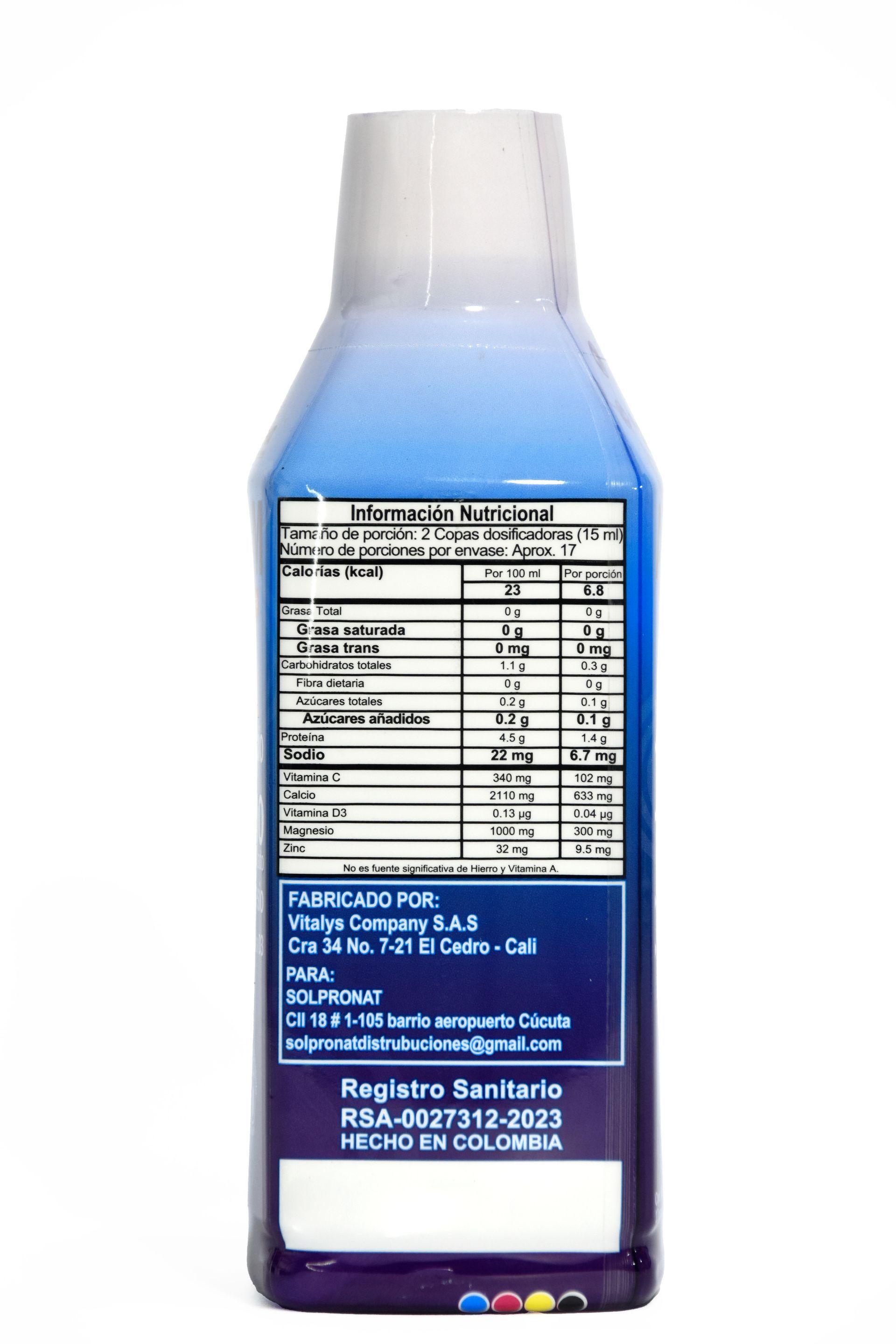 Un frasco de suplemento líquido Atrium que contiene citrato de calcio, colágeno, cloruro de magnesio, vitamina C y vitamina D3.