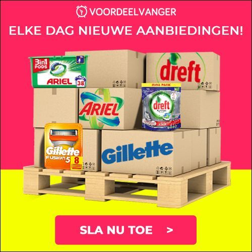 Een houten pallet gevuld met dozen van Ariel, Gillette en Dreft.