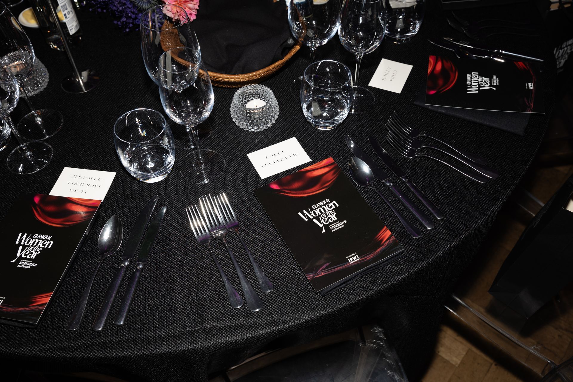I7 Tableware Printing London - Printed Placemats, Coaster Printing, Beer Mat Printing & Menu Printing London