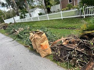 K2-Green-works-services-megamenu-hauling-&-cleanup-service