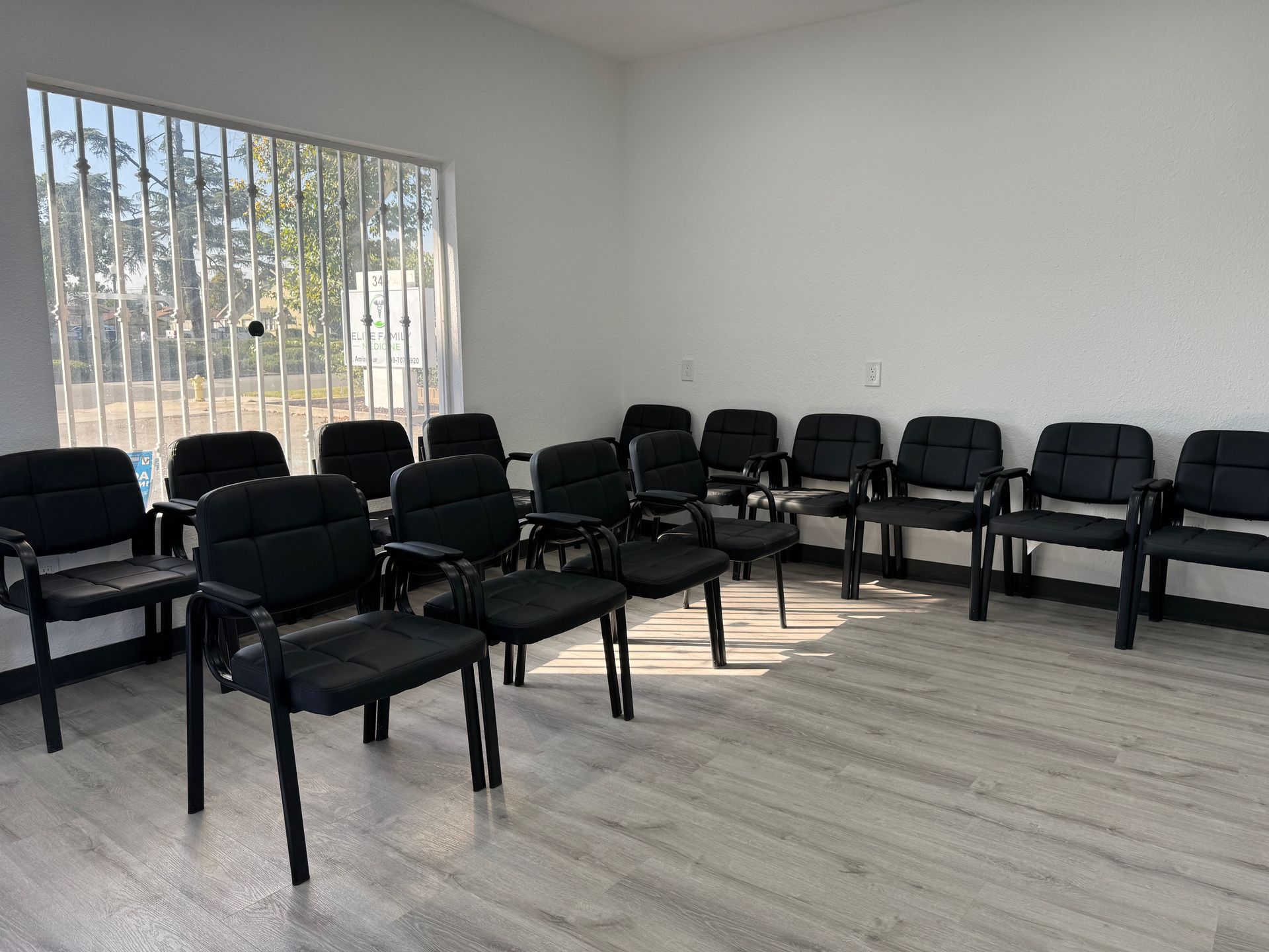 the clinic's waiting area with dozens of sink