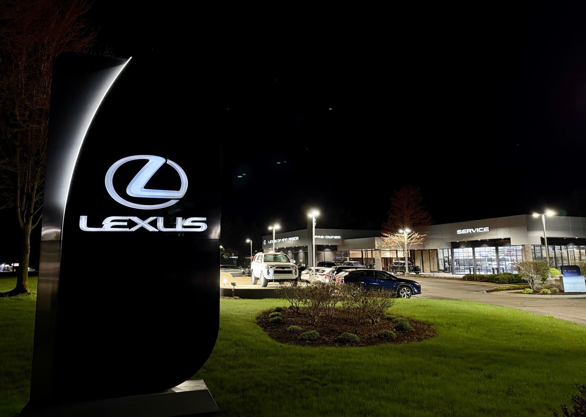 Lexus Office Complex