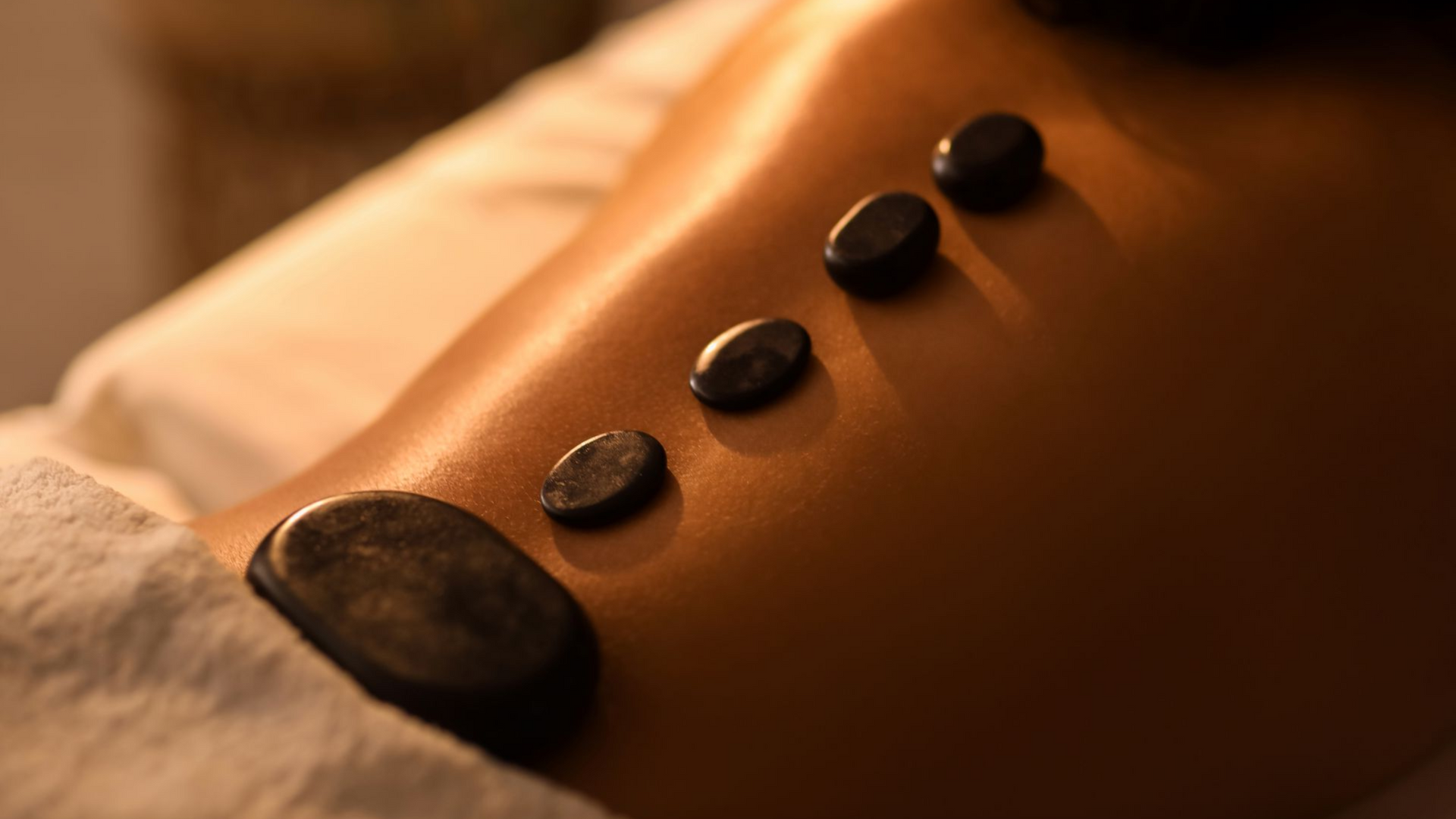 holistic massage at Aurah spa in Prestwick, Ayrshire