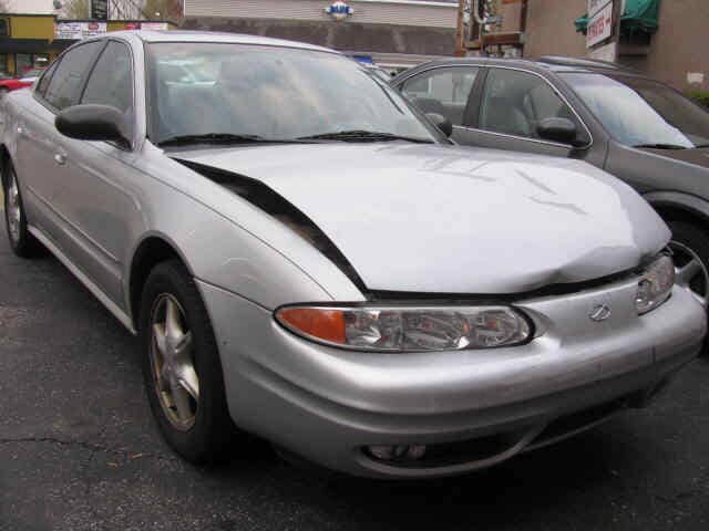 Body Shop — An image of Damaged Car in Louisville, KY