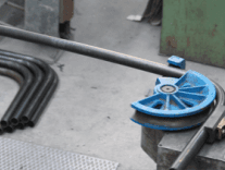 Curvatura profili metallici