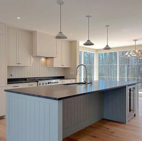 Rob Dee Professional Painting Contractor | Kitchen Cabinetry Refinishing