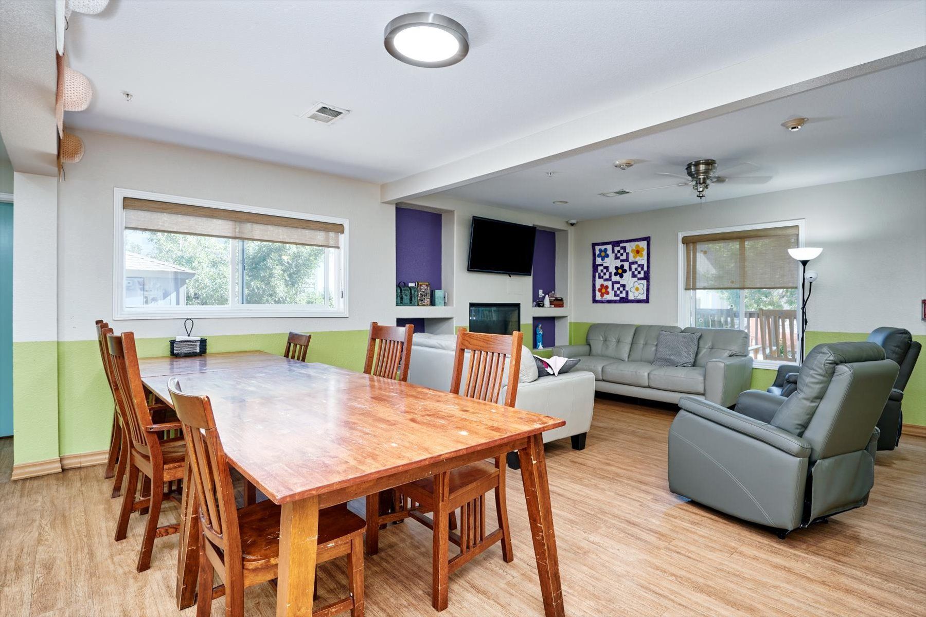 Lakewood 9 β Dementia Care Facilities β Assured Senior Living