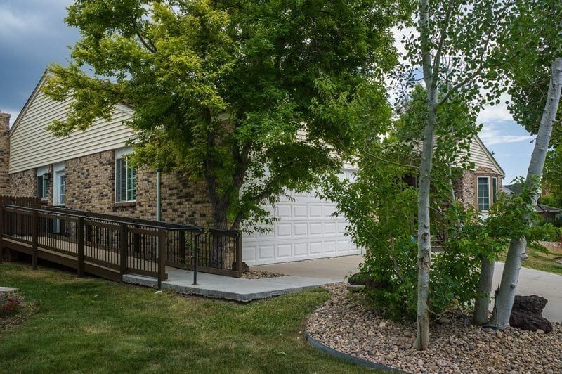 assured memory care assisted living centennail