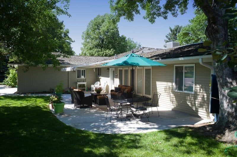 assisted living lakewood