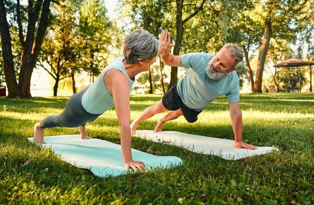 Activities That Stimulate Memory in Dementia Patients