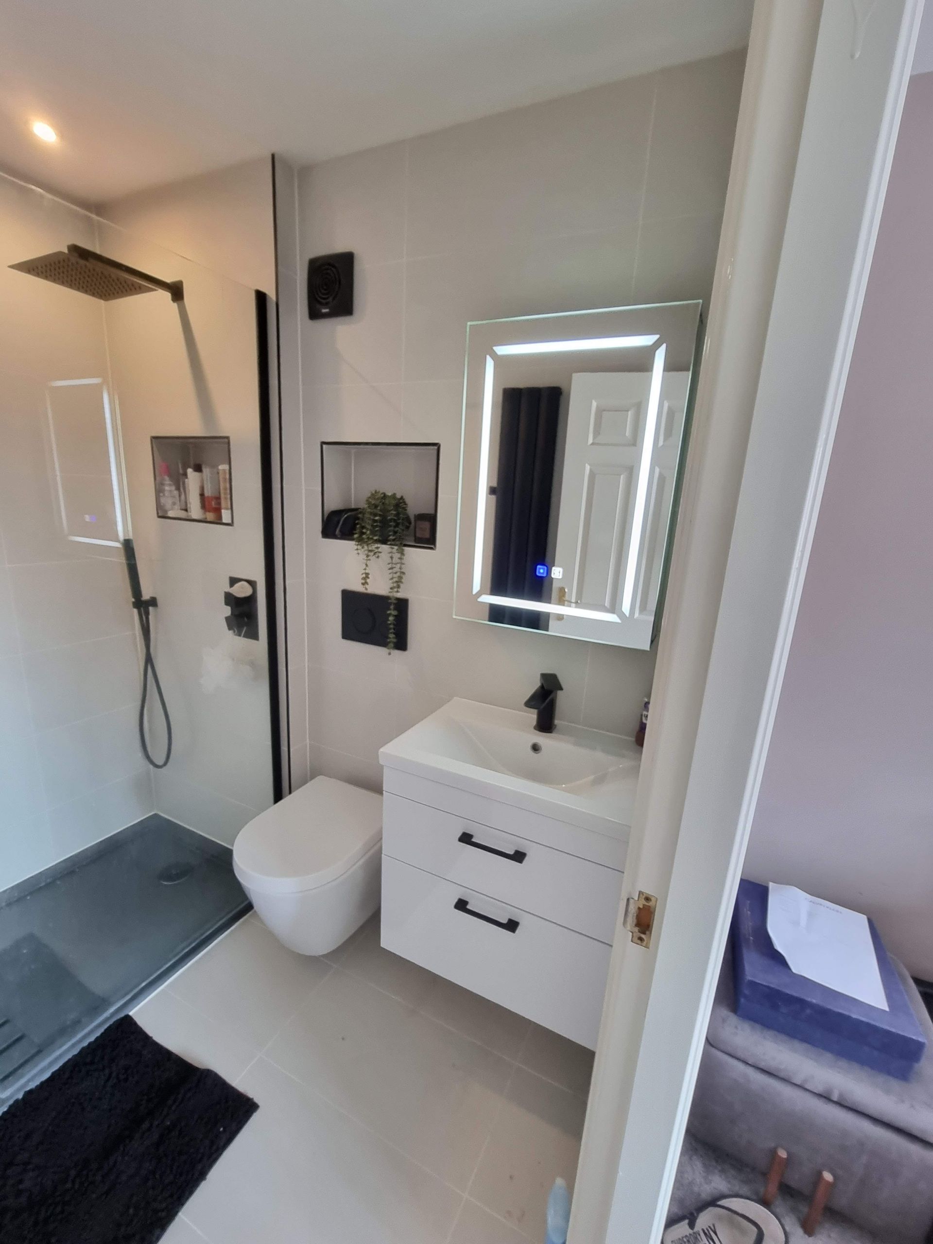 Designing Unique Bathrooms with Ghann Bathrooms