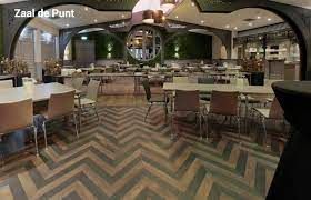 Prachtige evenementenzaal in De Raayberg Zalencomplex, Bergen op Zoom.