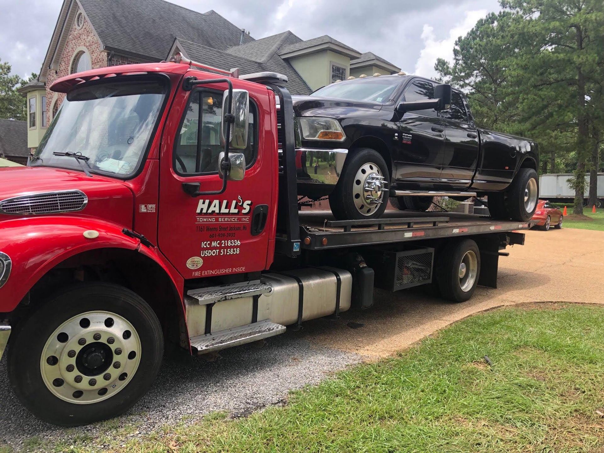 Hall's Towing Service, Inc.