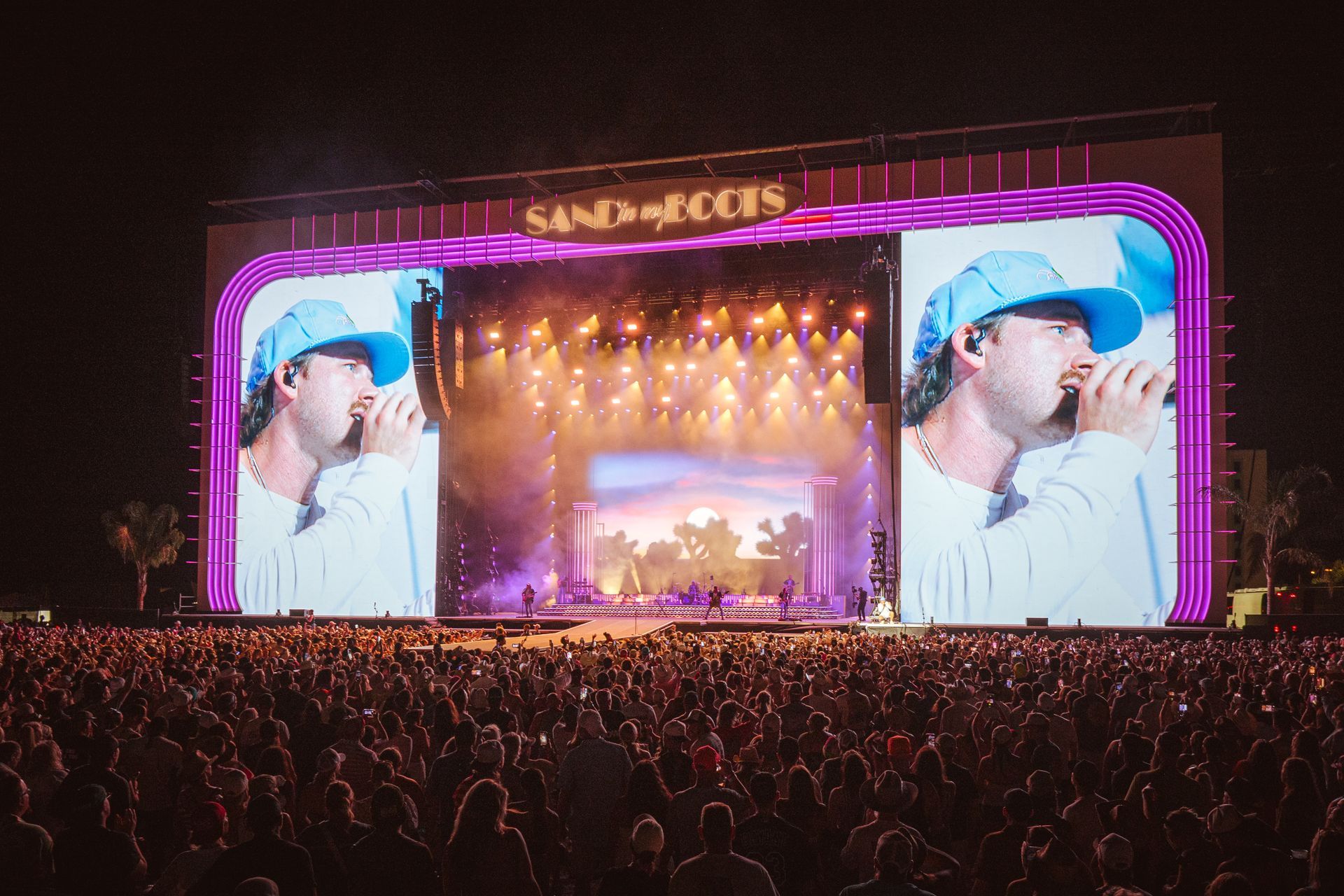 Credit: Alive Coverage (@aliveco)