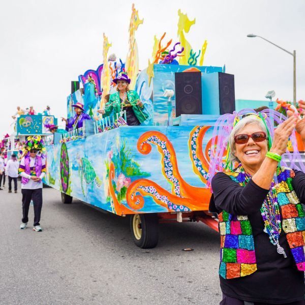 mardi gras parade street closures