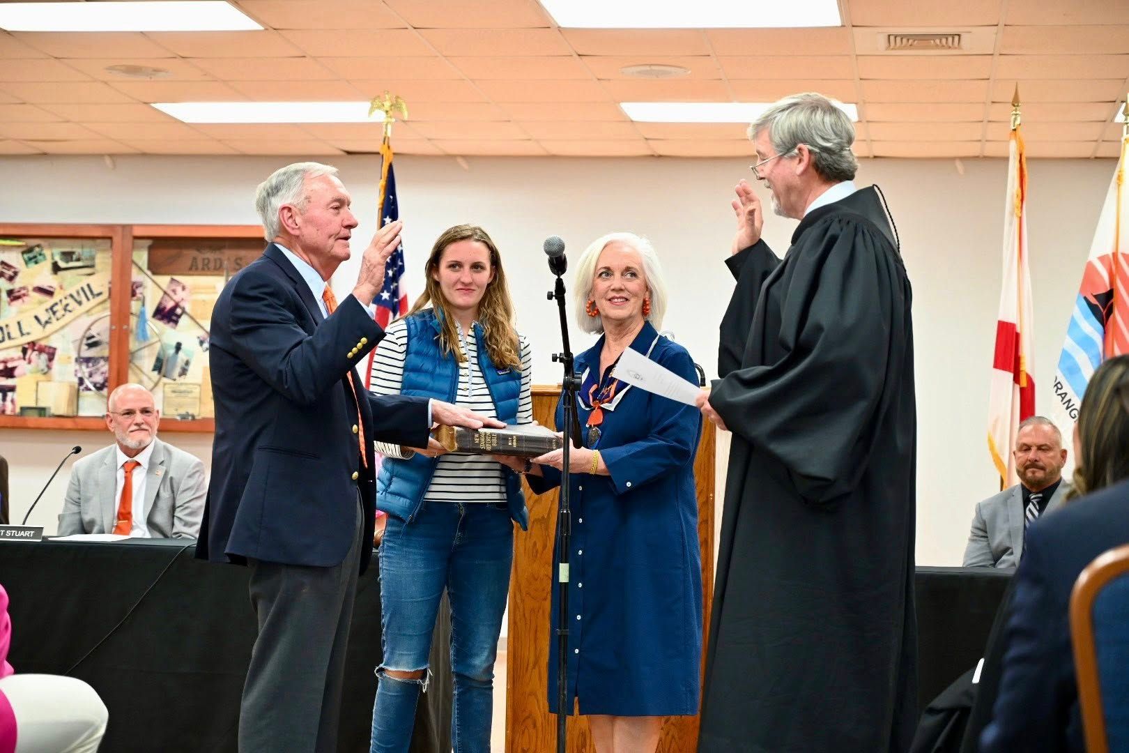 Orange Beach City Council Begins New Term