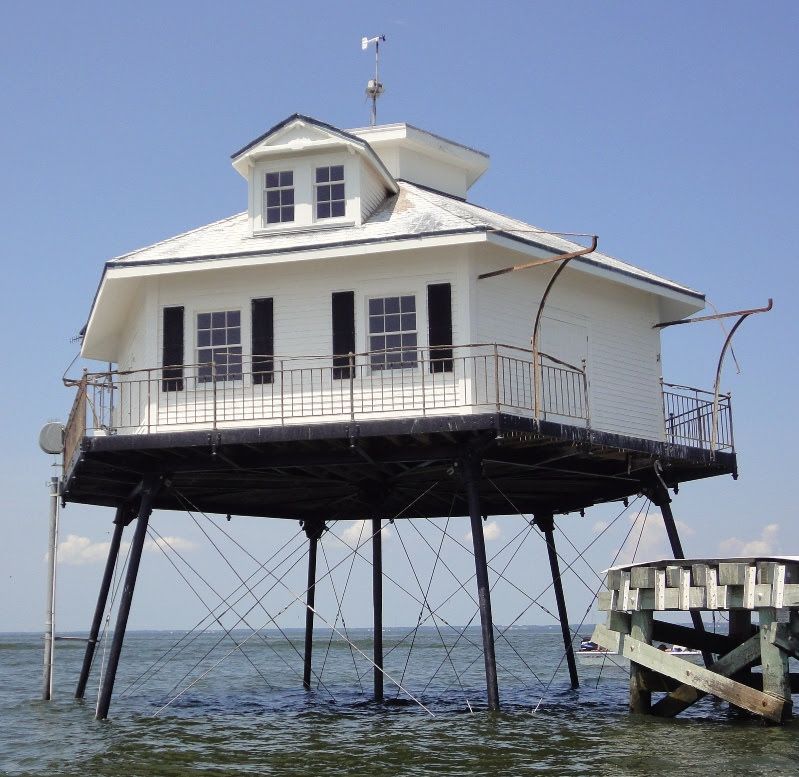 Middle Bay Lighthouse