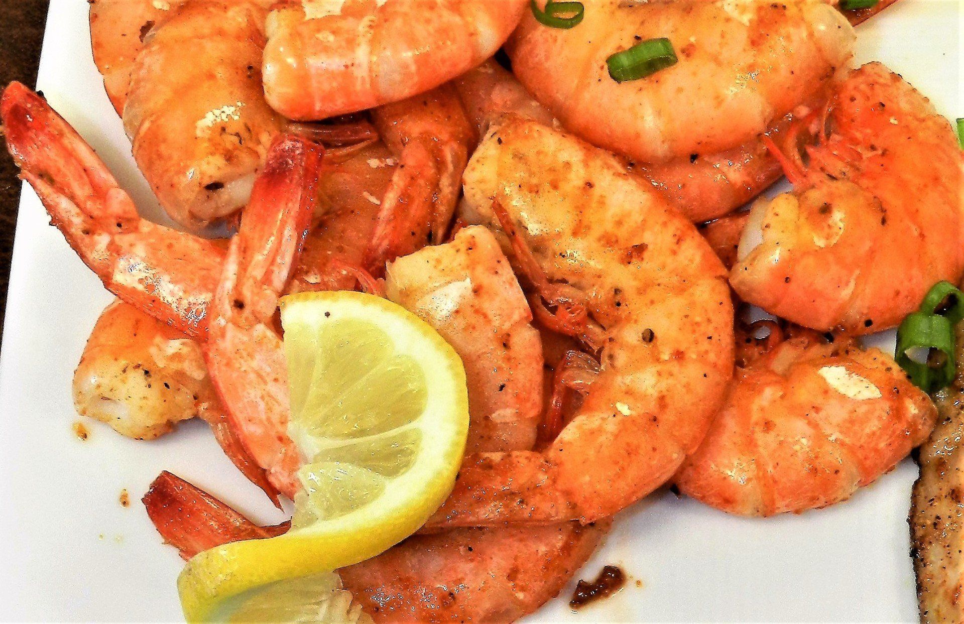 S&S Seafood’s scratch kitchen is serving seafood freshness in Gulf Shores, Alabama.