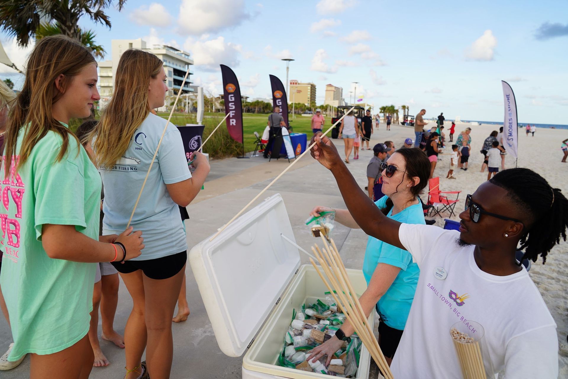 Beachside S'mores Bash Returns to Gulf Shores May 23rd