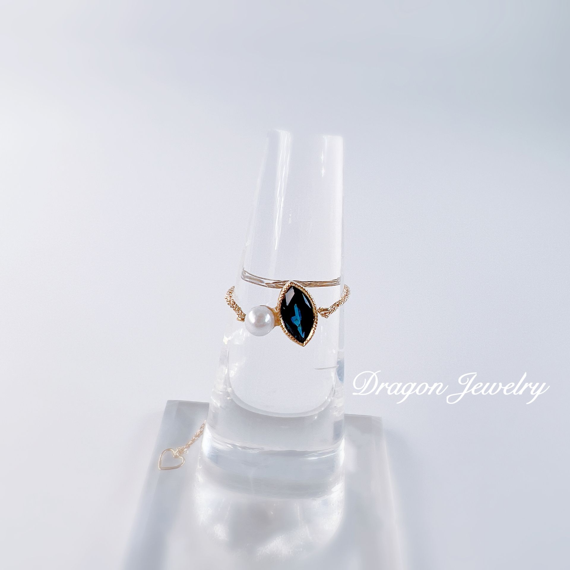 馬眼藍寶米珠戒指