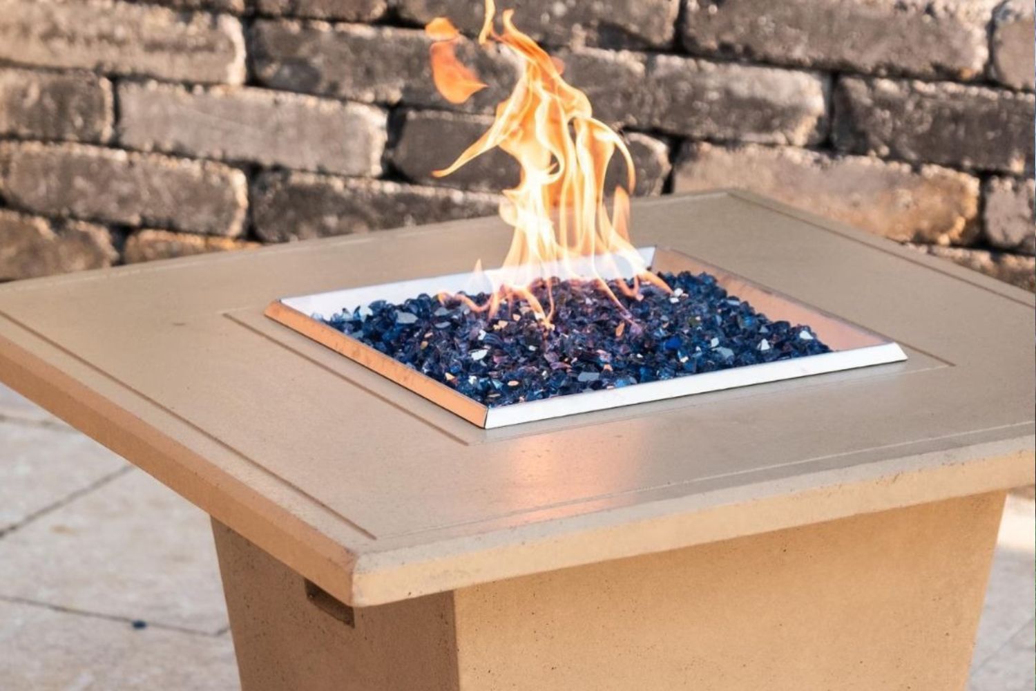 American Fyre Designs Cosmopolitan Square Firetable