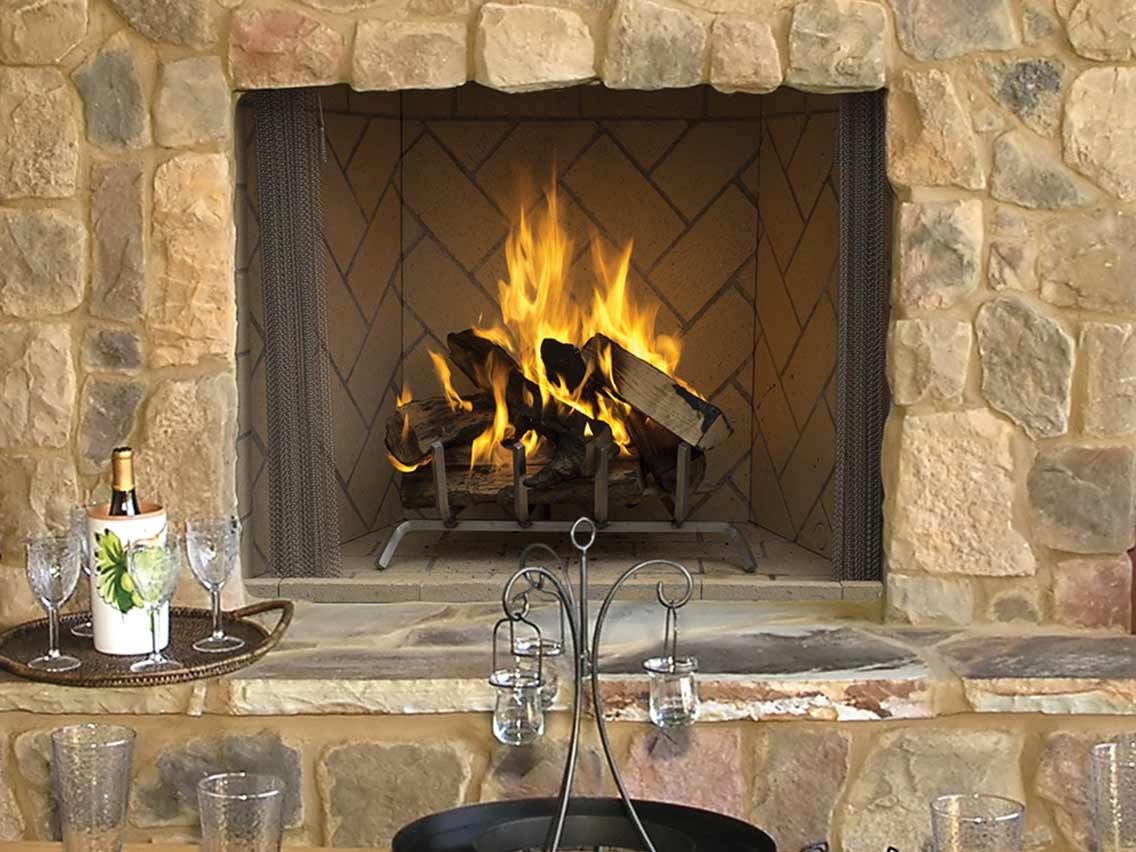 Superior Fireplaces WRE6000 With Glasses On The Side