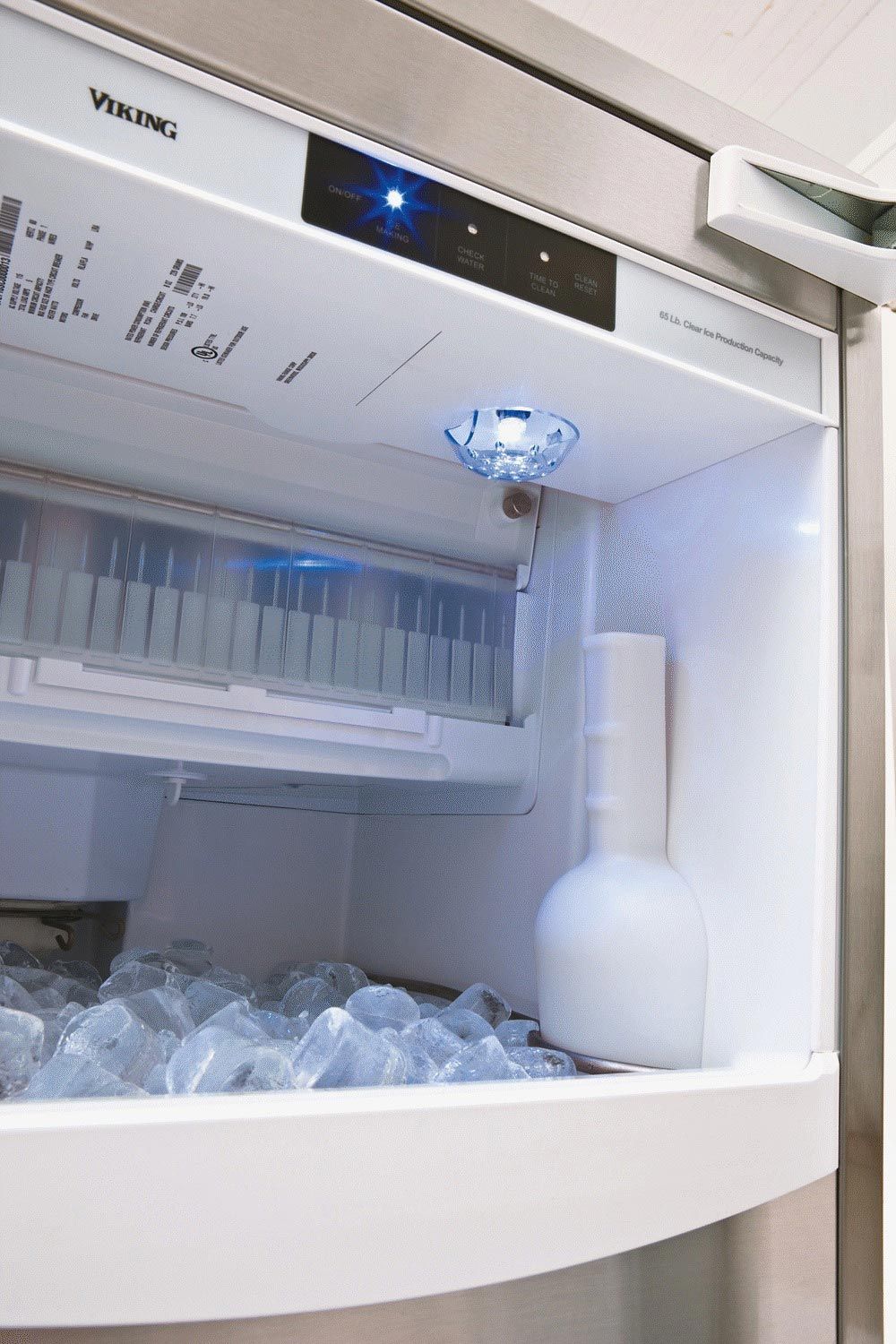 Viking Outdoor Clear Ice Machine