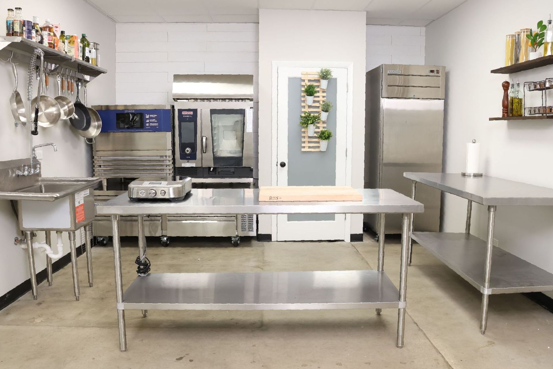 Test kitchen at Invacus Digital Media