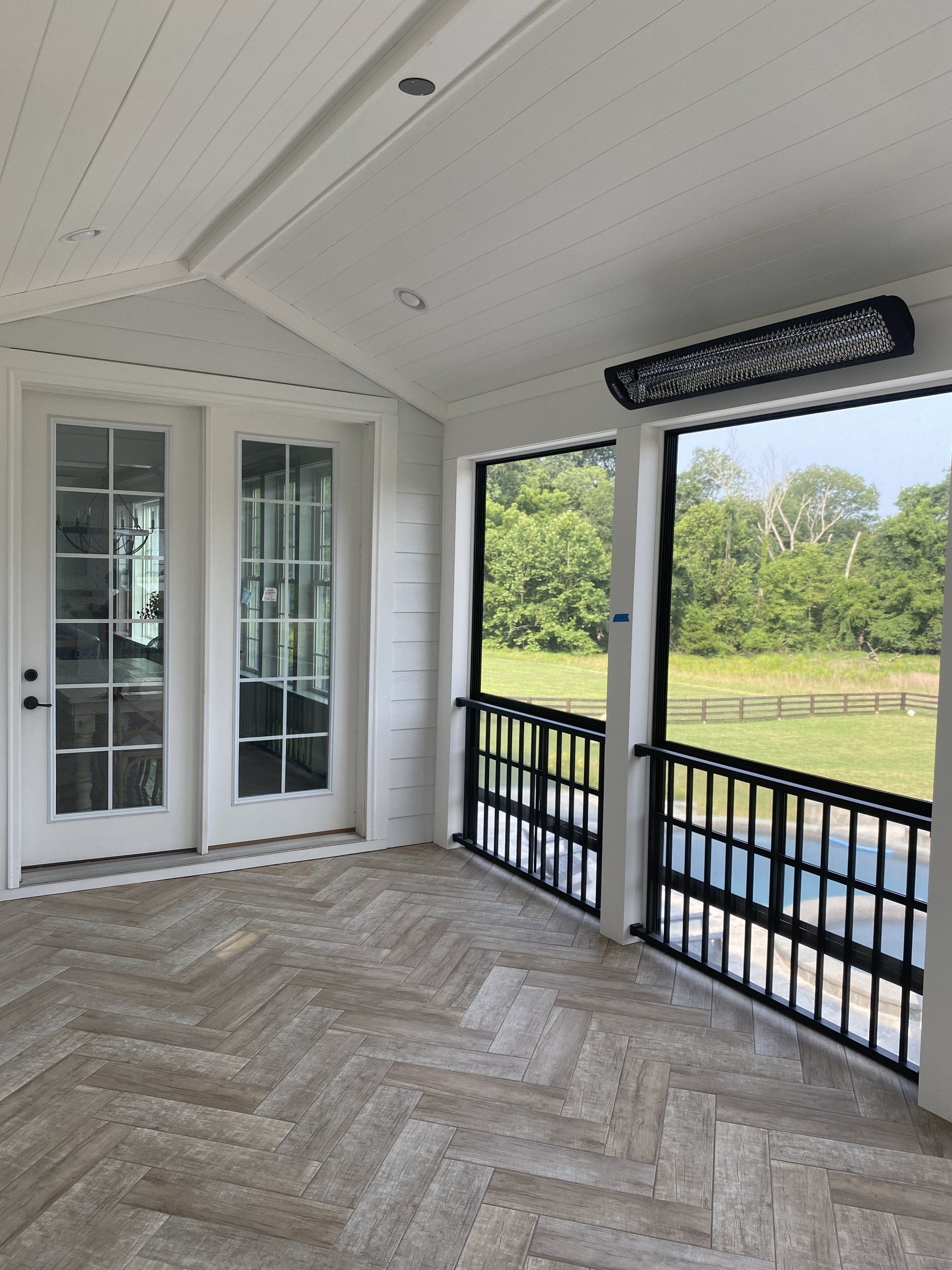 Superior Custom Decking & Screen Rooms Home Services