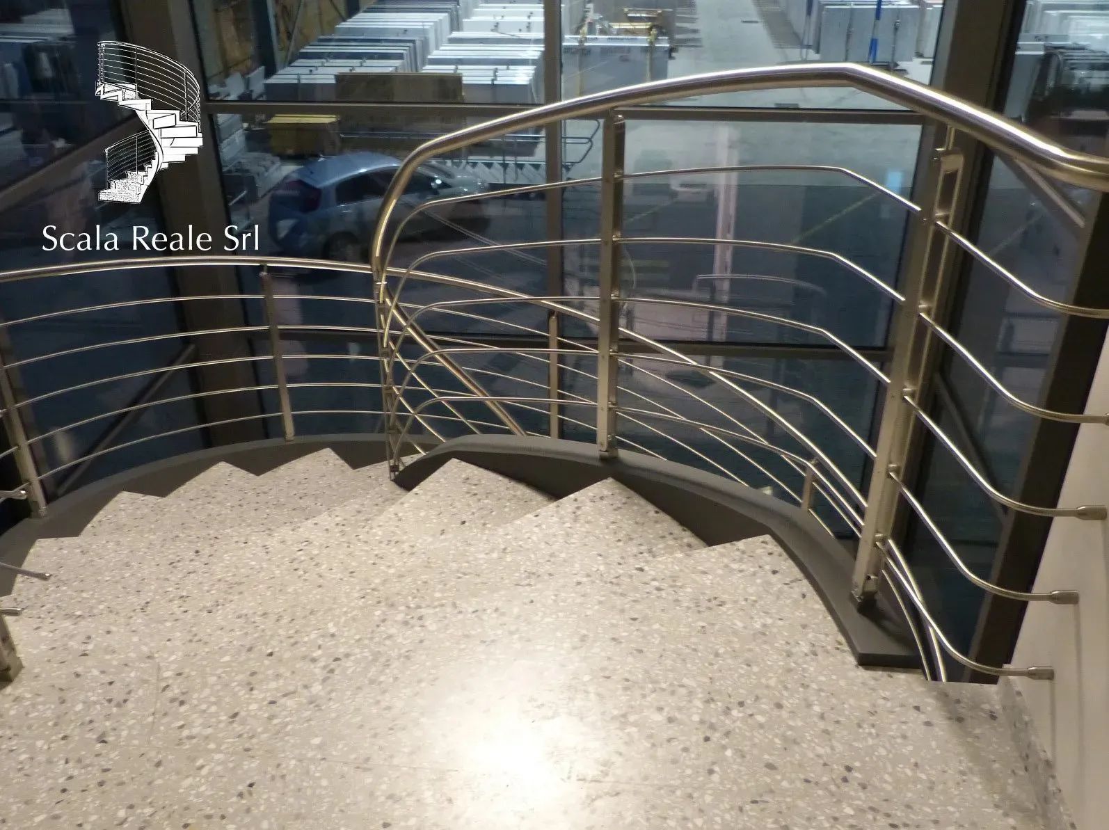 Scala elicoidale in cemento vicenza