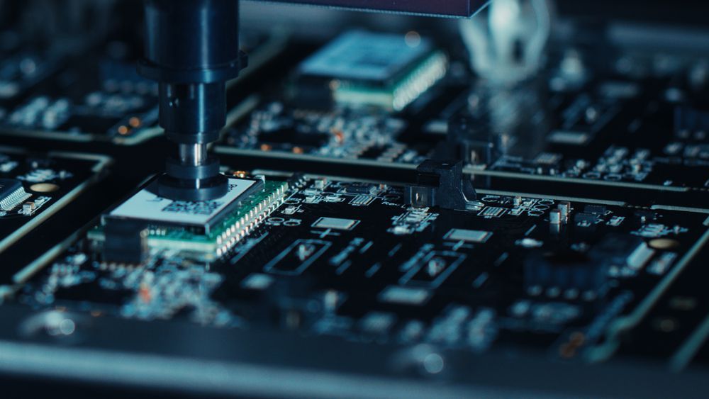 Surface Mount Technology (SMT).