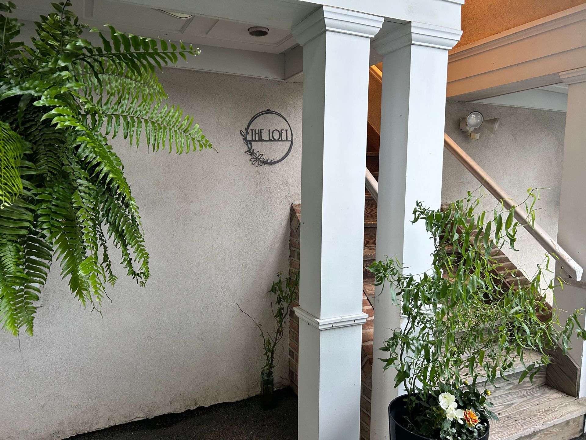 Romantic getaway in Lancaster County with two options called The Cottage or The Loft