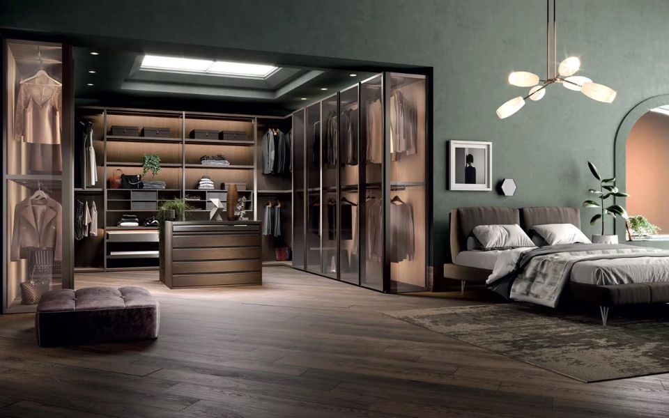 Interno cabina armadio