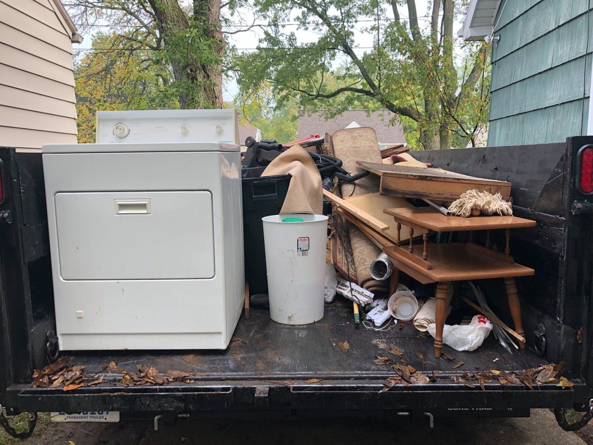 furniture and appliance removal and recycling, best junk removal company near me, marshall mi, marshall hauling