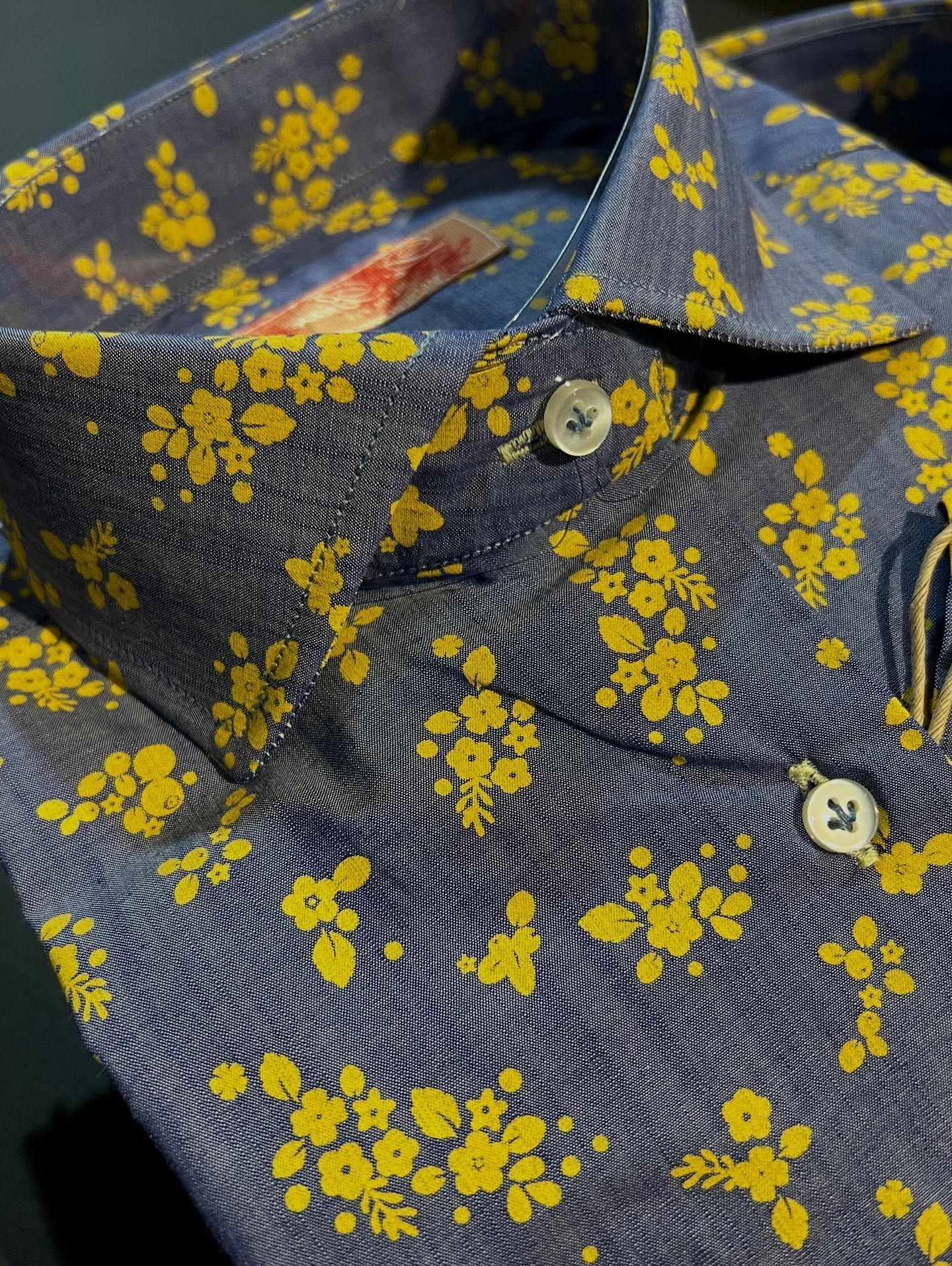 camicia fiori gialli