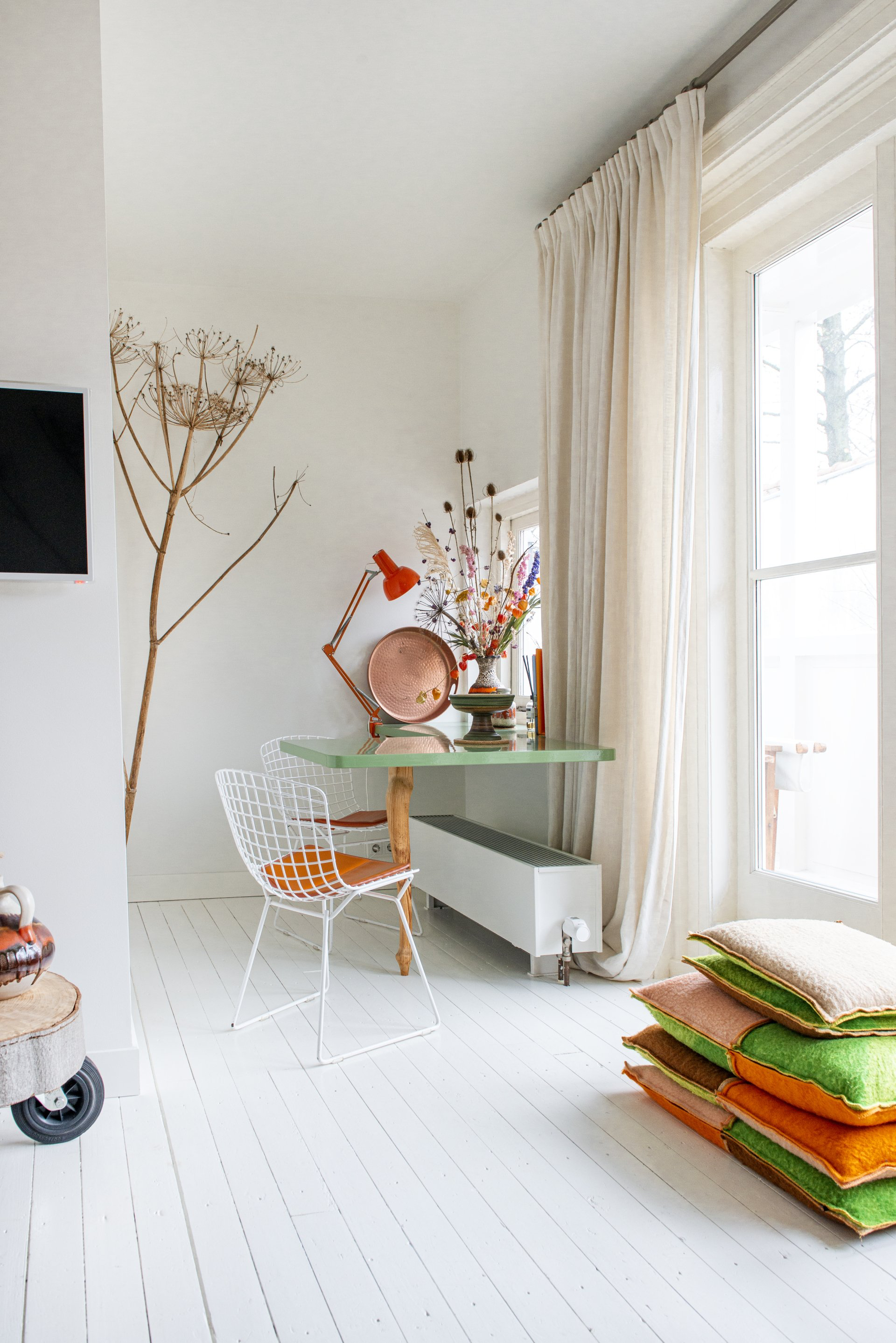 studio-koning bnb 2 design eethoek eettafel balkon