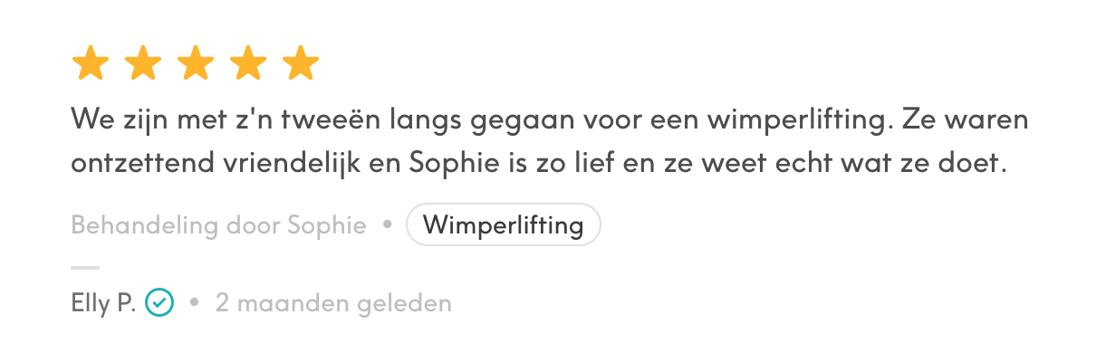 Een recensie in een vreemde taal met vijf sterren